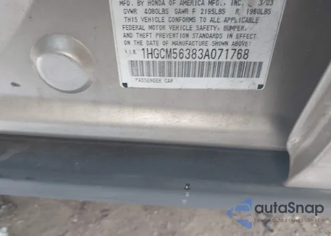 2003 Honda Accord 2.4 Lx z USA, uszkodzony, nr VIN 1HGCM56383A071768